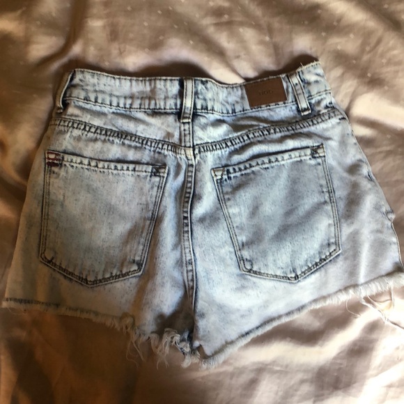 High rise Denim shorts - Picture 2 of 2